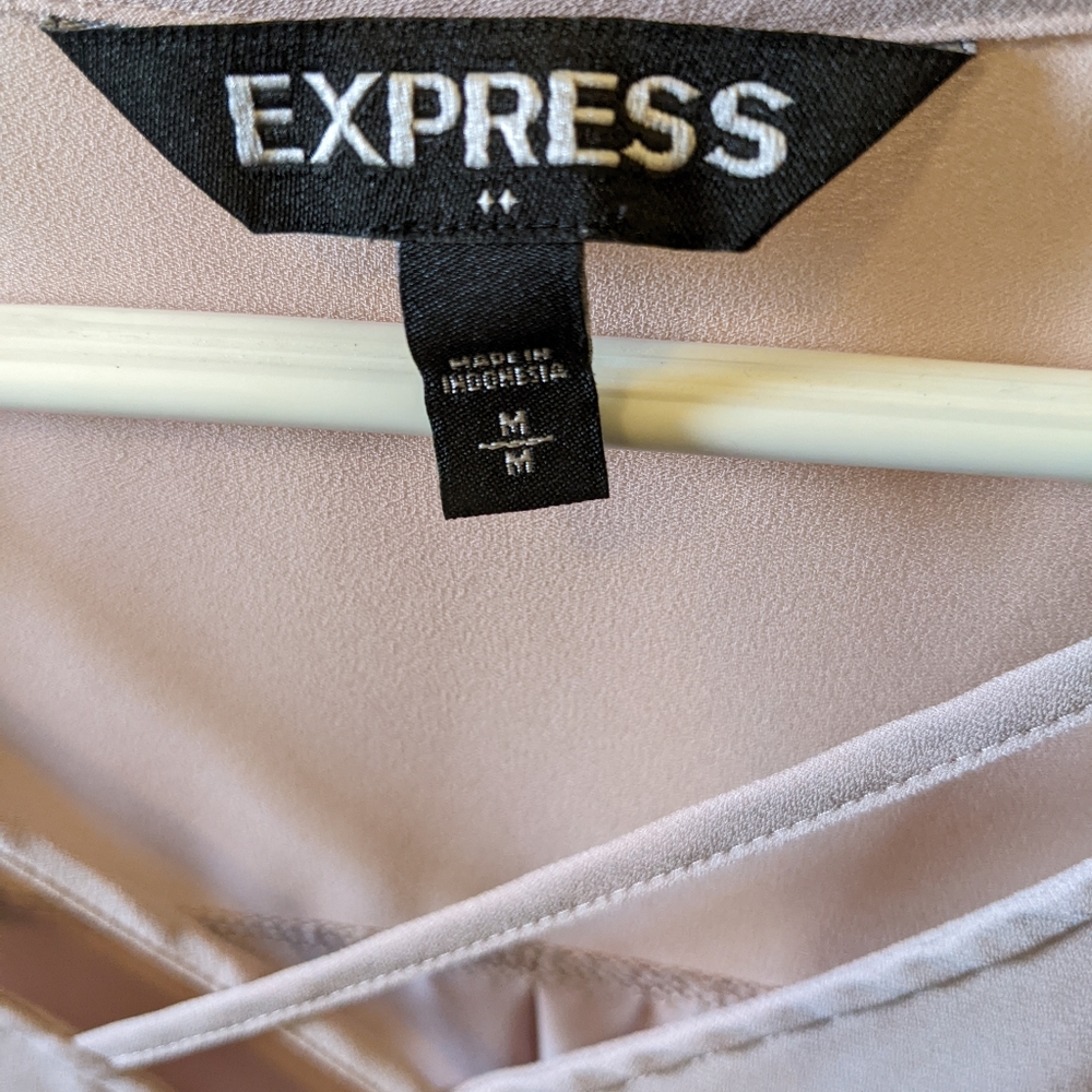 Express blouse blush - Picture 3 of 3